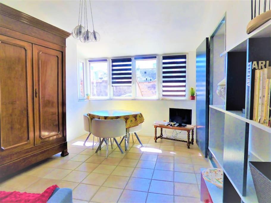 La Terrasse Ensoleillee Arles Camargue Apartment Exterior photo