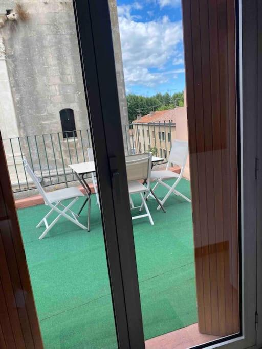 La Terrasse Ensoleillee Arles Camargue Apartment Exterior photo